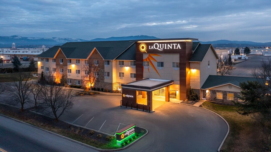 La Quinta Inn & Suites by Wyndham Spokane Valley