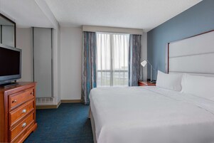 Suite, 1 Bedroom, Bay View (1 King Bed with Sofa Bed)