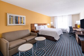 Suite, 1 King Bed with Sofa bed | Down comforters, desk, laptop workspace, blackout drapes - Garner Hotel Macon West by IHG (Macon)
