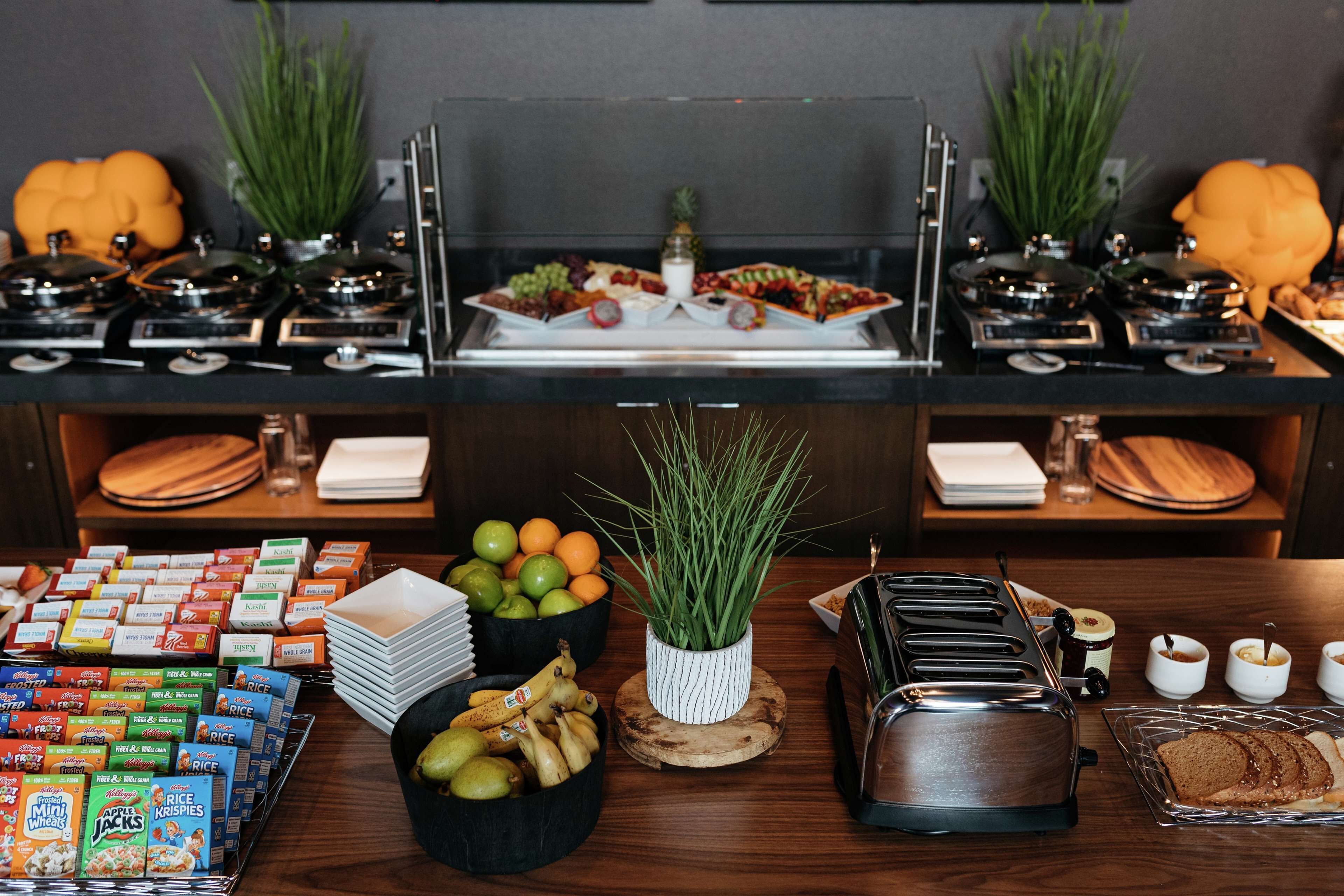 Colazione completa a pagamento, servita tutte le mattine 