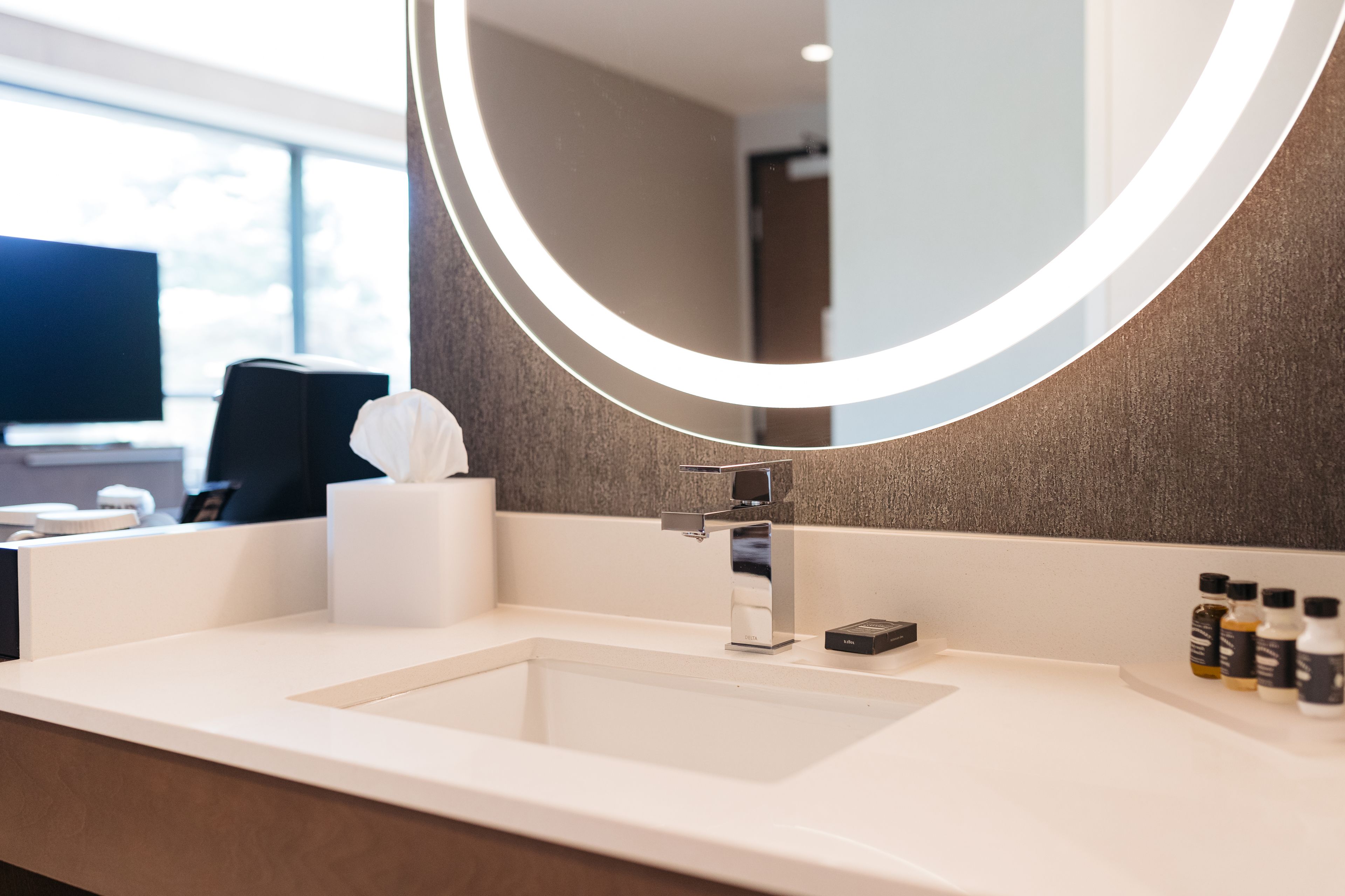 studio, 1 king bed, accessible, corner (bathtub) | bathroom | free toiletries, hair dryer, bathrobes, slippers