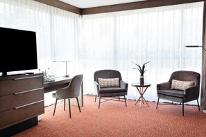 Studio, 1 très grand lit, accessible aux personnes à mobilité réduite, en angle (Bathtub)