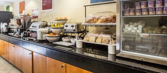 Quality Inn Darien - North Brunswick