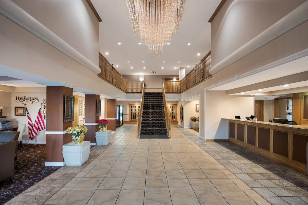 Quality inn & Suites Cincinnati I-275