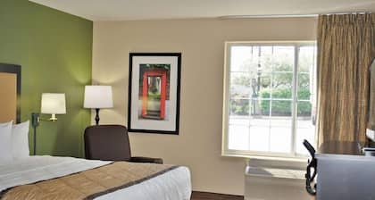 Studio 6 Extended Stay Milwaukee Brookfield WI