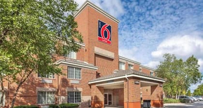 Studio 6 Extended Stay Milwaukee Brookfield WI