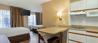 Extended Stay America Select Suites - St. Louis - Airport - Central