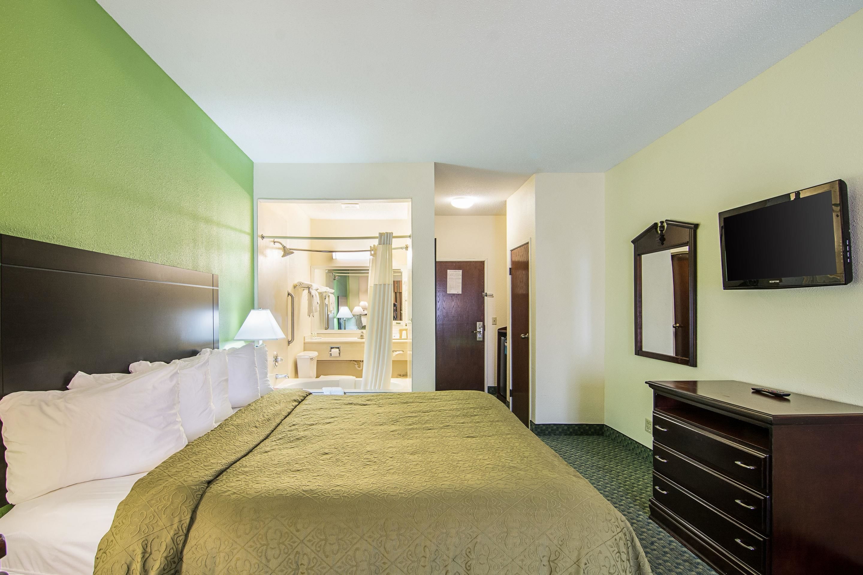 Photo - Quality Inn & Suites Harvey - Chicago Southland