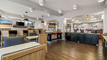 Free daily buffet breakfast