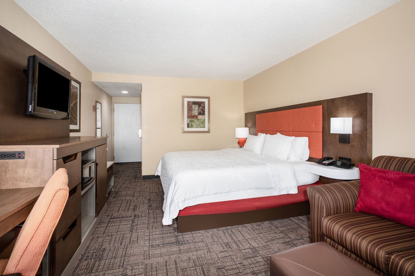Premium bedding, pillowtop beds, in-room safe, individually decorated