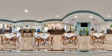 Free daily buffet breakfast