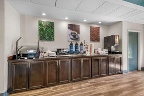 Free daily buffet breakfast
