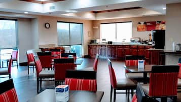 Petit déjeuner à emporter compris tous les jours