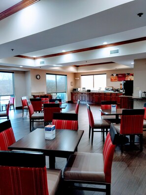 Desayuno para llevar incluido todos los días