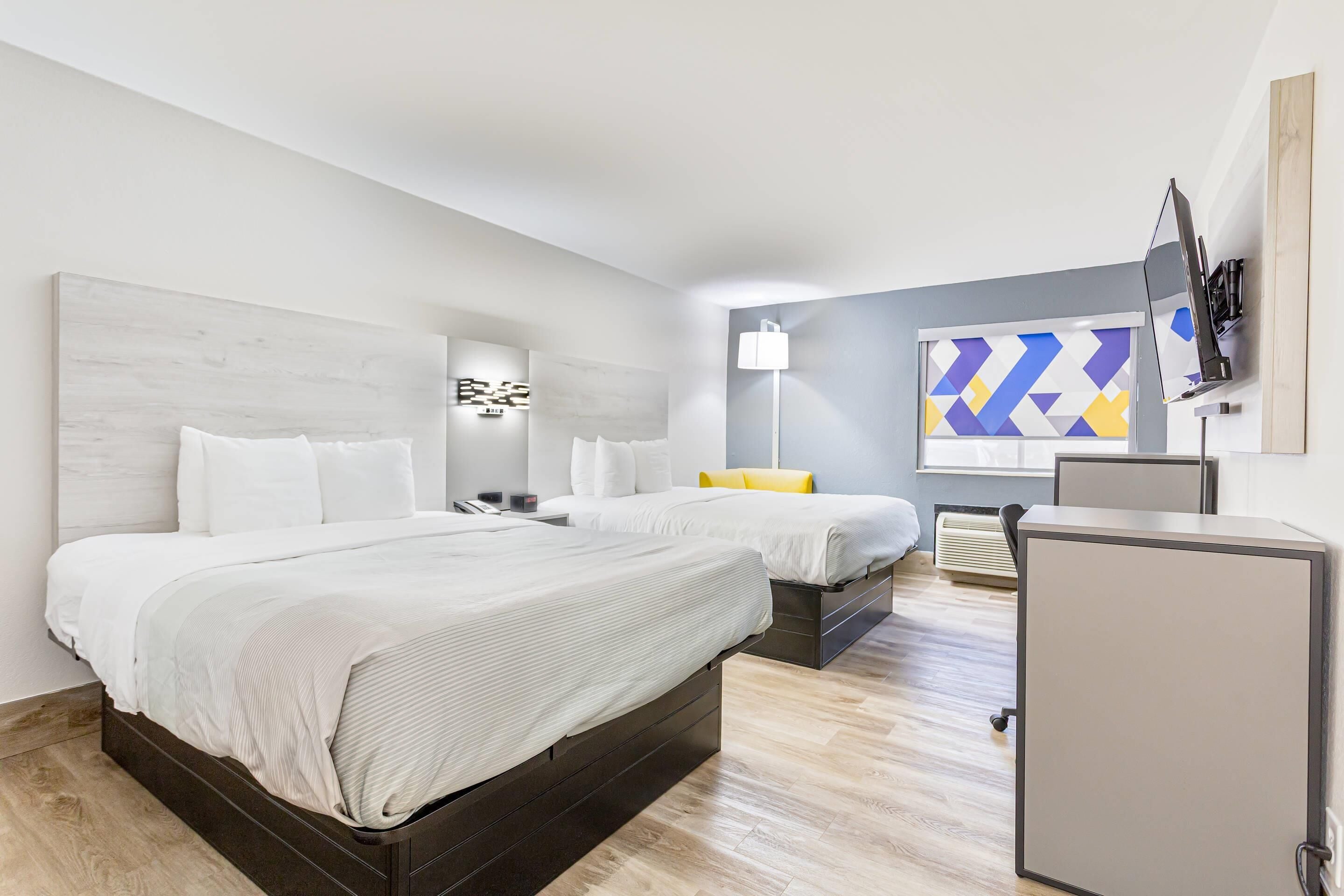 standard double room, 2 double beds, non smoking | iron/ironing board, free wifi, bed sheets, alarm clocks