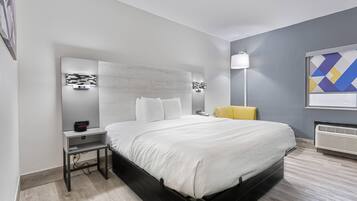 Fer et planche à repasser, Wi-Fi gratuit, draps fournis, réveils