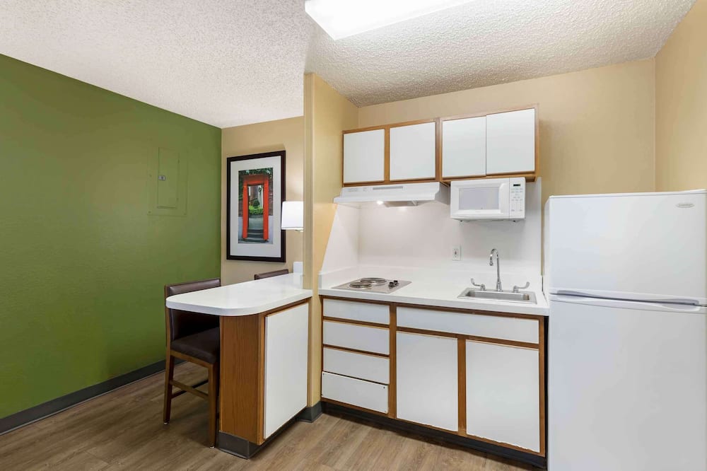 Extended Stay America Select Suites Denver Cherry Creek