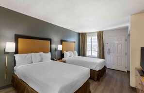 Studio, 2 Double Beds, Non Smoking | Desk, free WiFi, bed sheets - Extended Stay America Select Suites Denver Cherry Creek (Glendale)