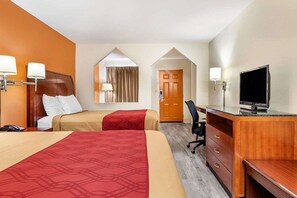 Deluxe Double Room | Desk, iron/ironing board, free WiFi, bed sheets - Kings Inn (LaFayette)