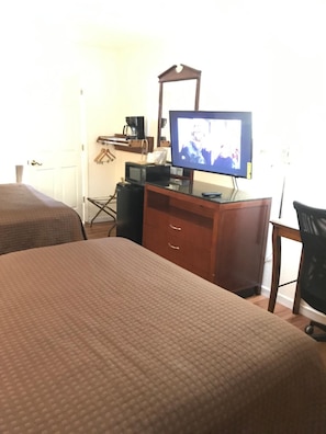 1 bedroom, desk, iron/ironing board, free WiFi