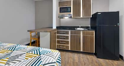 Studio 6 North Richland Hills, TX - Fort Worth