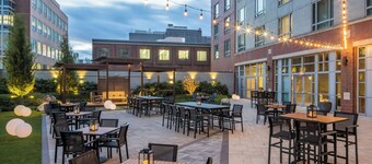 Le Méridien Boston Cambridge