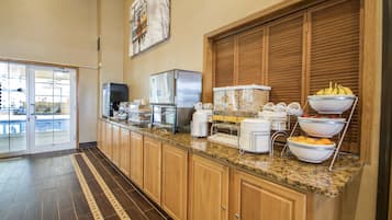 Breakfast area