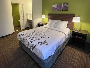 Desk, iron/ironing board, rollaway beds, free WiFi - Sleep Inn Antigo (Antigo)