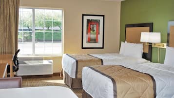 Studio, 2 Double Beds, Non Smoking | Premium bedding, desk, iron/ironing board, free WiFi