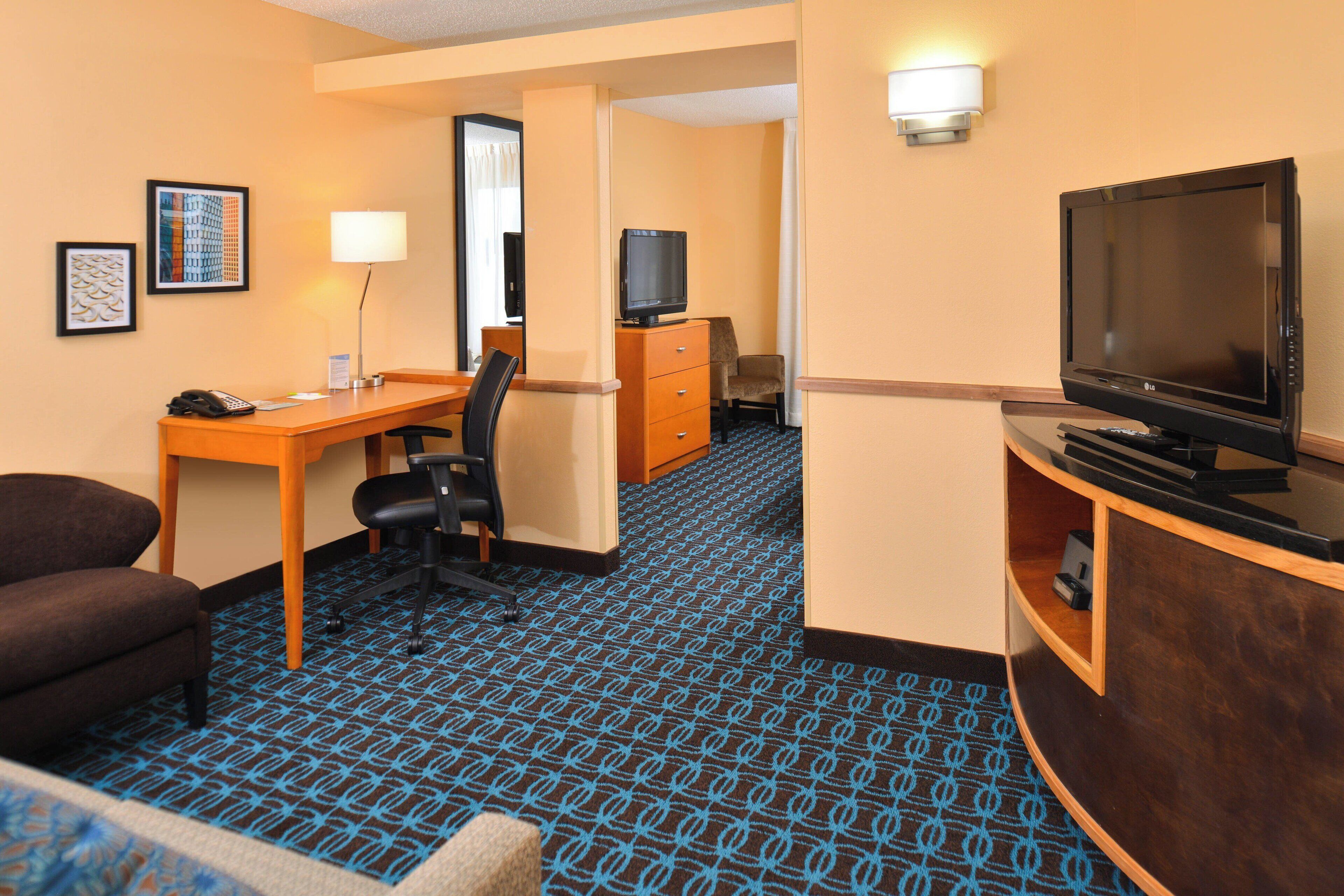 room, 1 king bed with sofa bed, non smoking | living area | 32-inch flat-screen tv with digital channels, tv, pay films