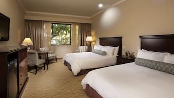 Room, 2 Queen Beds (Coast Two Queens) | Premium bedding, down duvets, in-room safe, desk