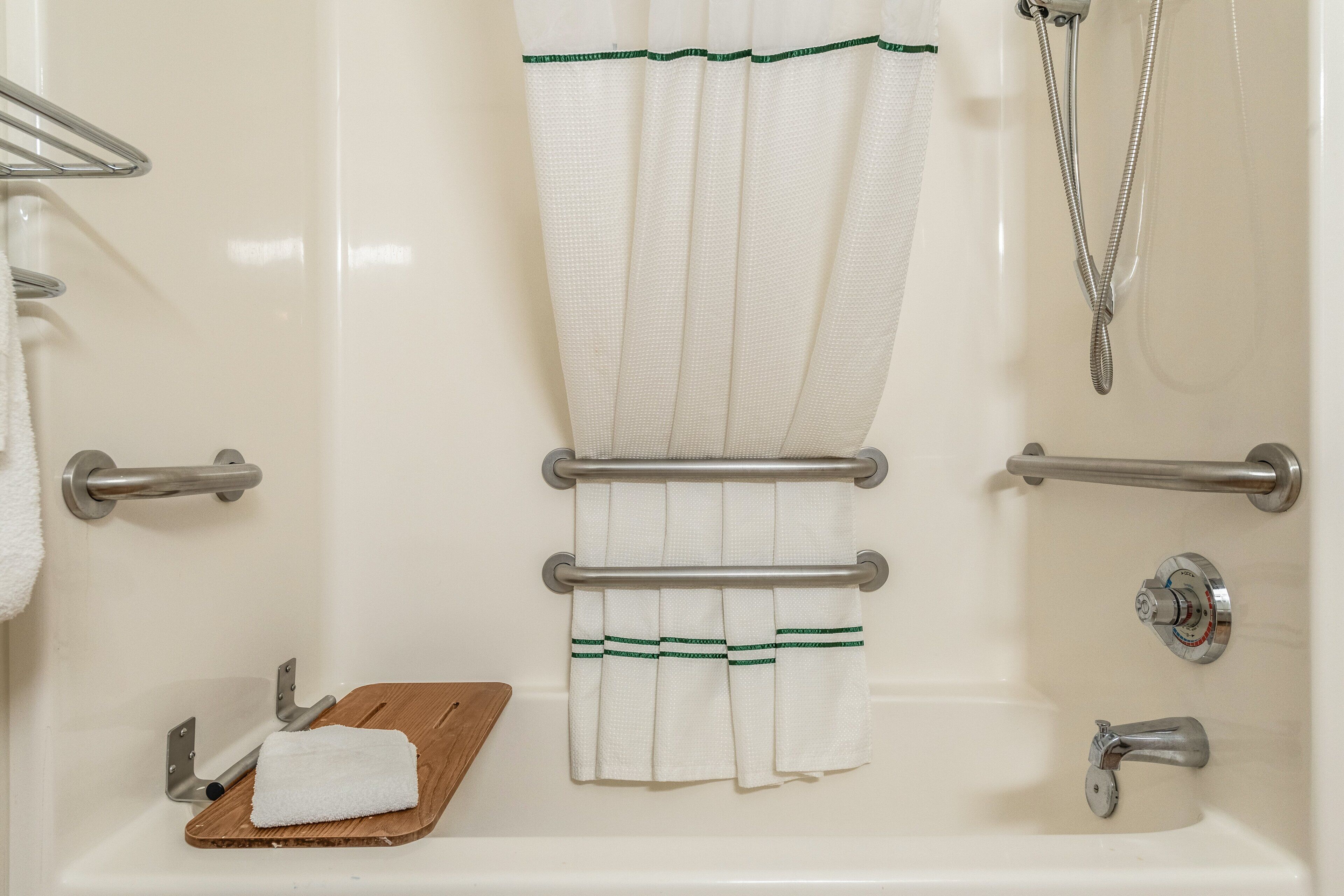 Free toiletries, towels
