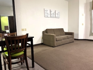 Decoración personalizada, muebles diferentes y escritorio