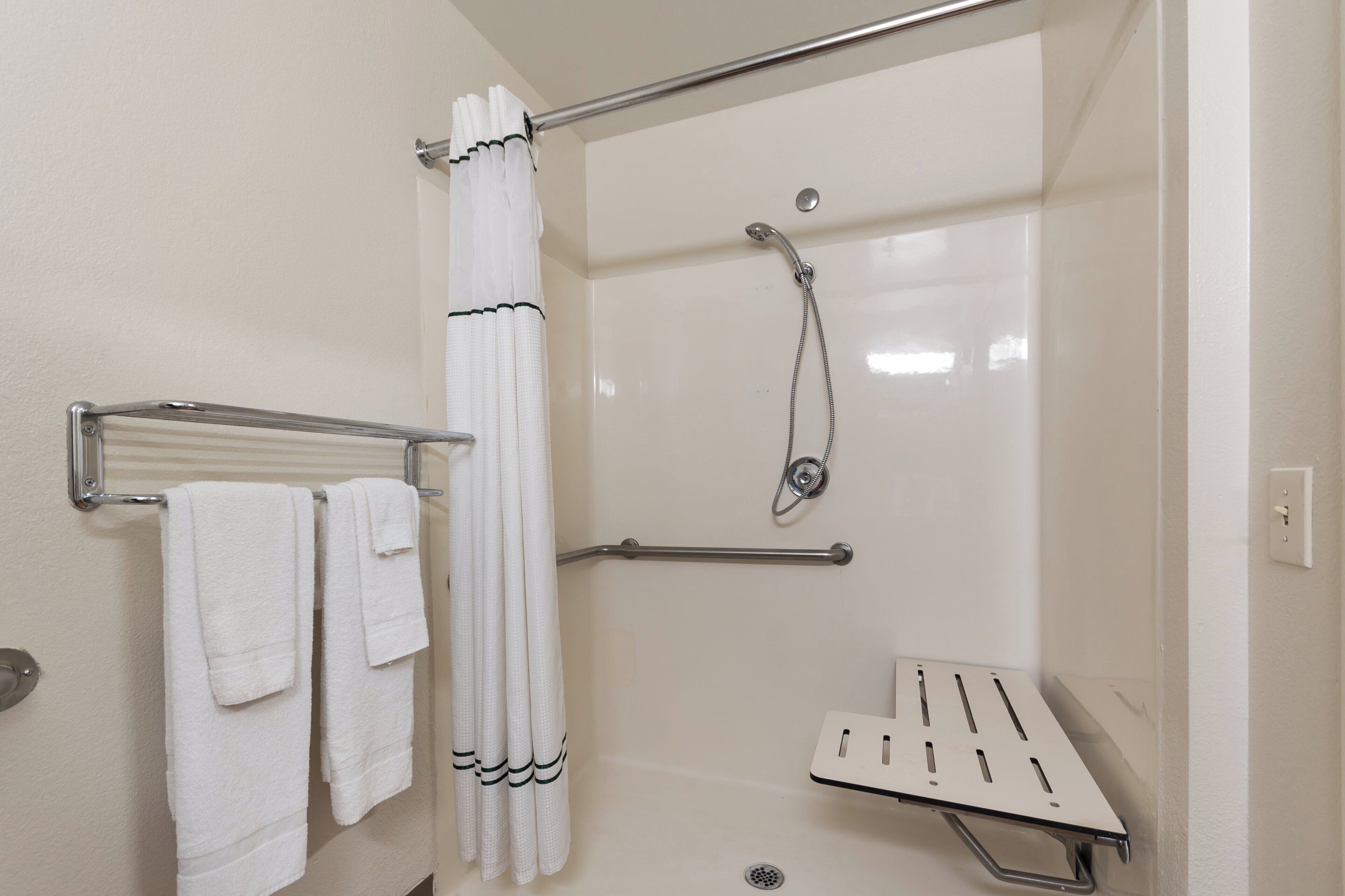 Free toiletries, towels