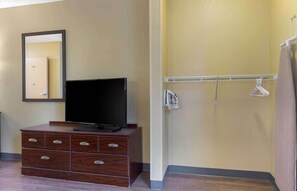 Interior - Studio 6 Suites Seattle Kent WA (Kent)