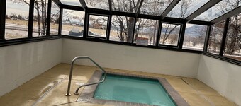 Days Inn by Wyndham Colorado Springs Airport