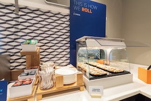 Petit déjeuner buffet compris tous les jours