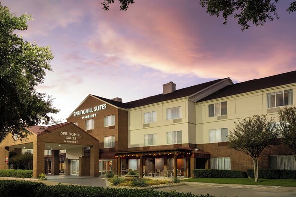 Exterior - SpringHill Suites Dallas Arlington North (Arlington)