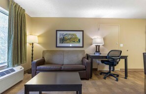 Deluxe Studio | Blackout drapes, iron/ironing board, free WiFi, bed sheets - Extended Stay America Suites Austin Downtown Town Lake (Austin)