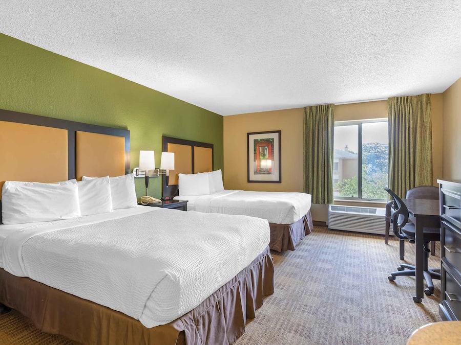 Monolocale | Tende oscuranti, ferro/asse da stiro, Wi-Fi gratuito, lenzuola