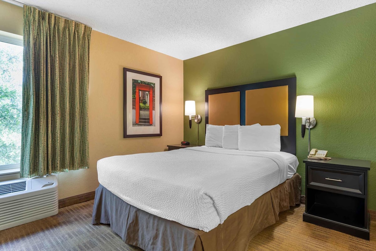 Blackout curtains, iron/ironing board, free WiFi, bed sheets