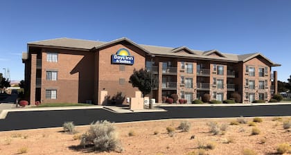 Days Inn & Suites by Wyndham Page Lake Powell