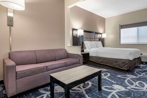 Suite, 1 Queen Bed with Sofa bed, Accessible, Non Smoking | Hypo-allergenic bedding, in-room safe, desk, blackout drapes
