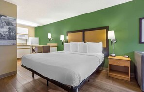 Estudio Deluxe, 1 cama de matrimonio grande con sofá cama, no fumadores | Escritorio, tabla de planchar con plancha, wifi gratis