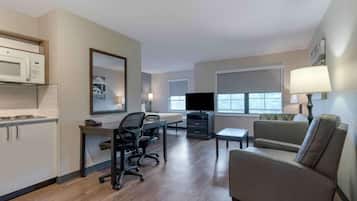 Desk, laptop workspace, iron/ironing board, free WiFi