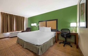 Estudio, 1 cama King size, para no fumadores | Escritorio, tabla de planchar con plancha y wifi gratis 