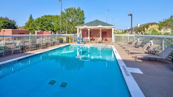 Outdoor pool, open 10 AM to 10 PM, sun loungers