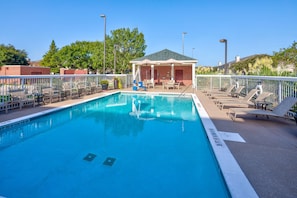 Outdoor pool, open 10 AM to 10 PM, sun loungers