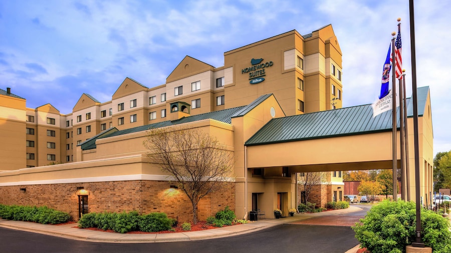 Homewood Suites by Hilton Minneapolis-Mall Of America