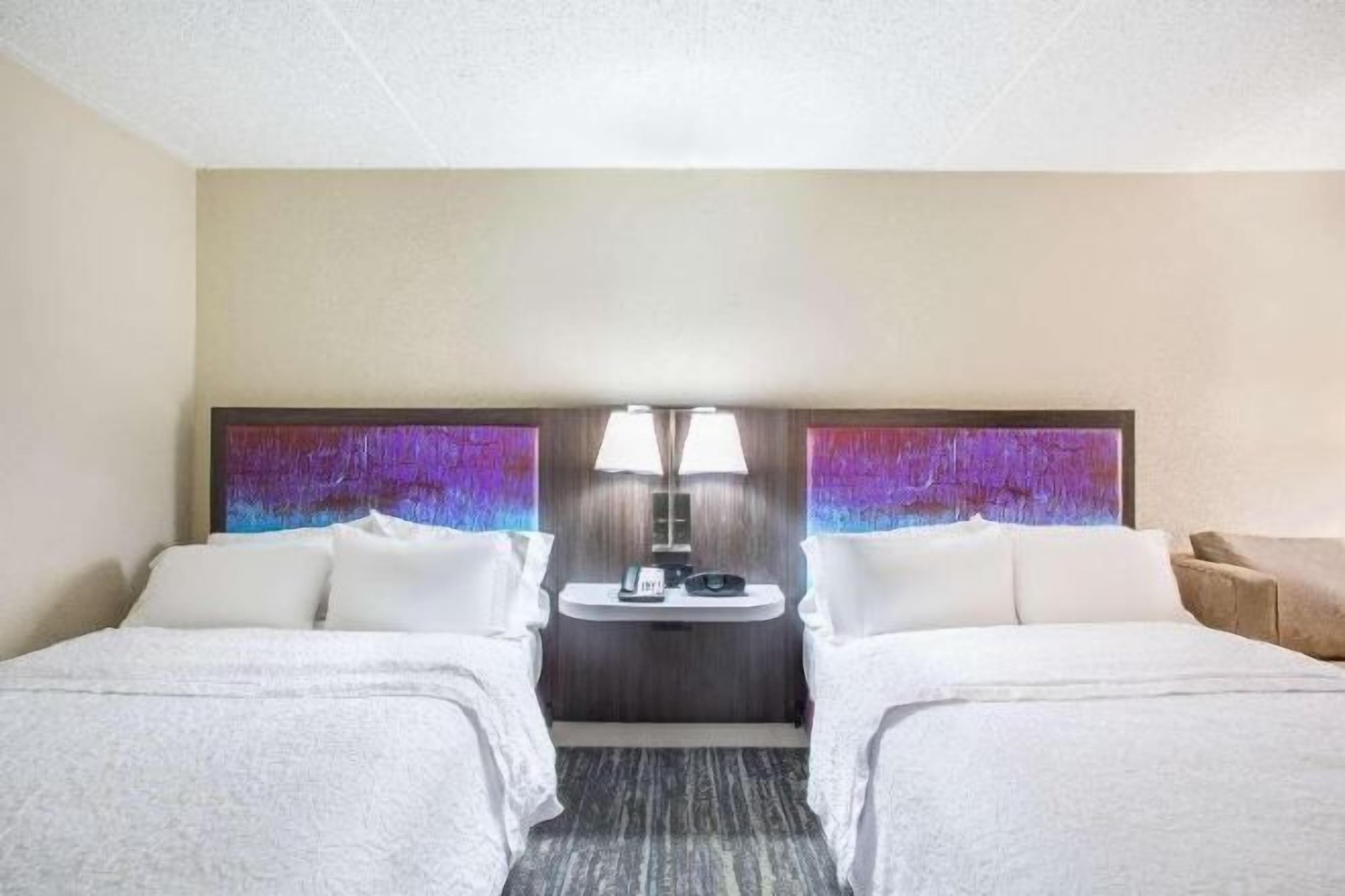 Premium bedding, in-room safe, desk, blackout drapes